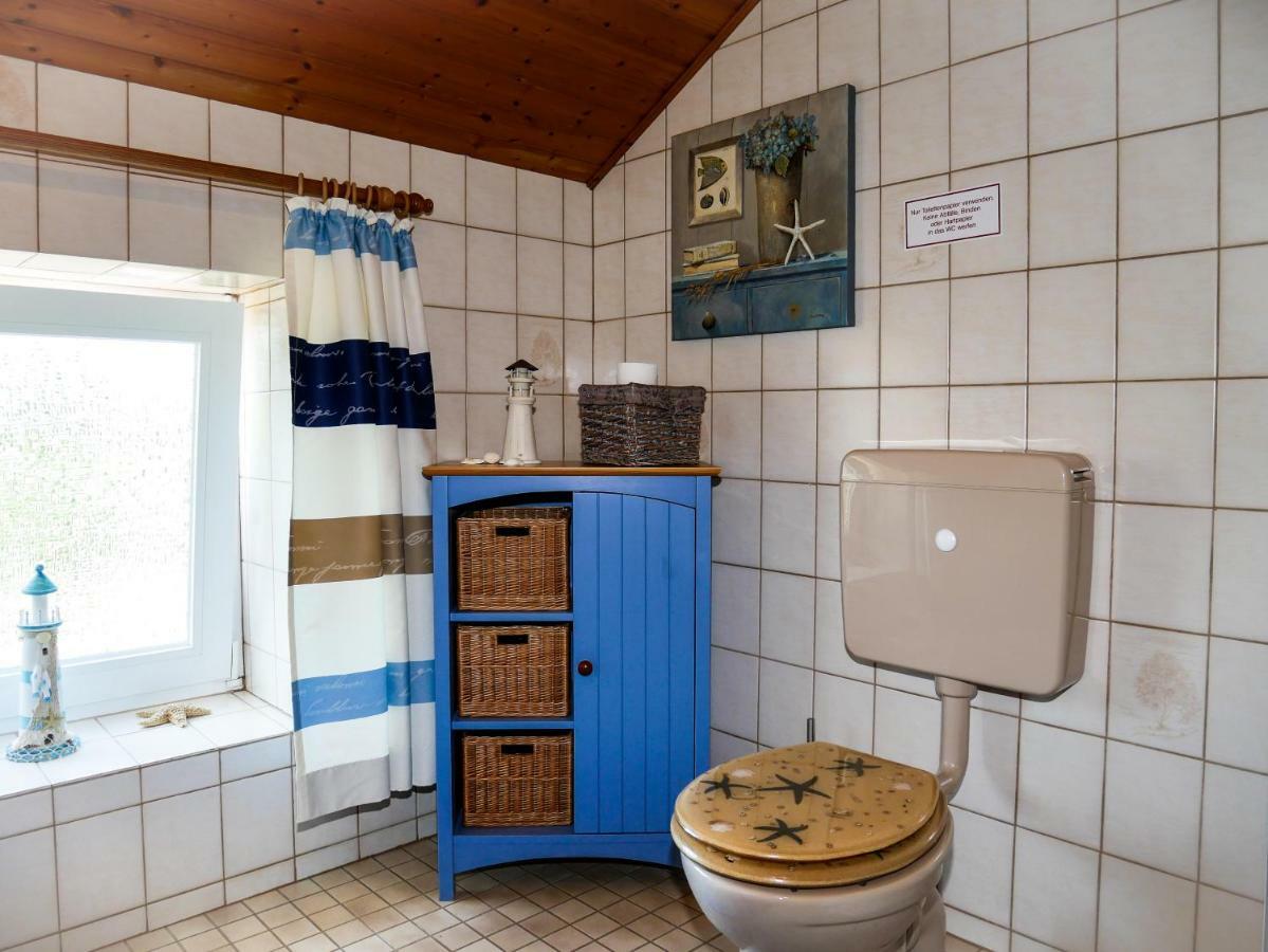 Ferienwohnung Am Dorfteich Fehmarn Exterior photo